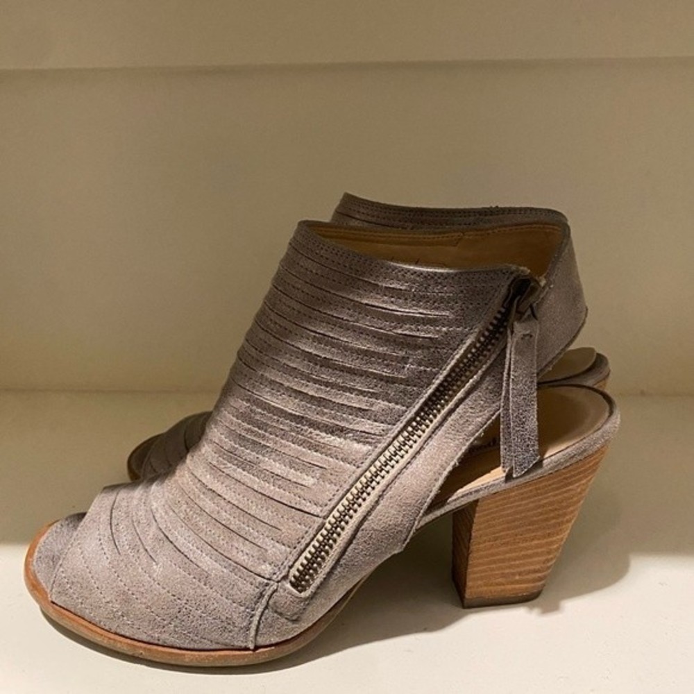 Paul Green gray taupe booties boots size 6